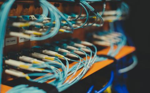 阿里云安装锐速超详细教程：小白也能一键搞定