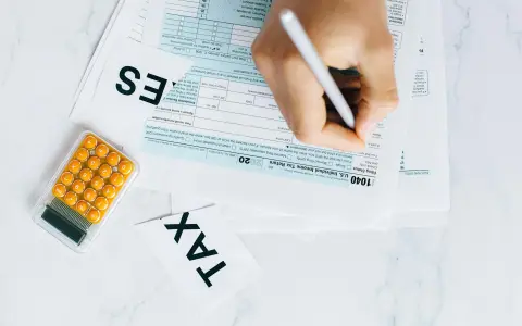阿里云备案要求全解析：哪些场景必须做，哪些可以免备案