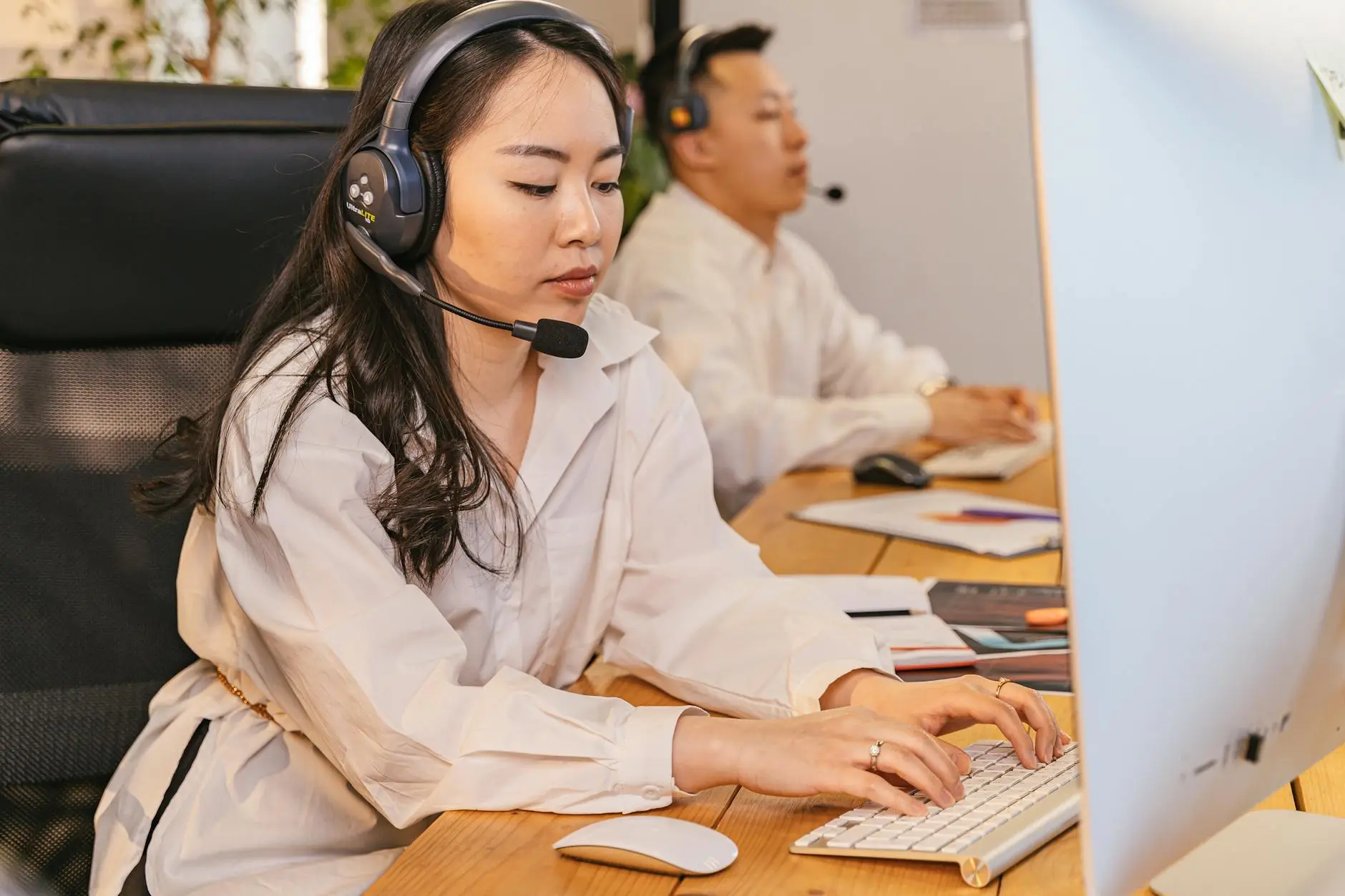 阿里云卡人工服务怎么联系？渠道对比与快速接入盘点