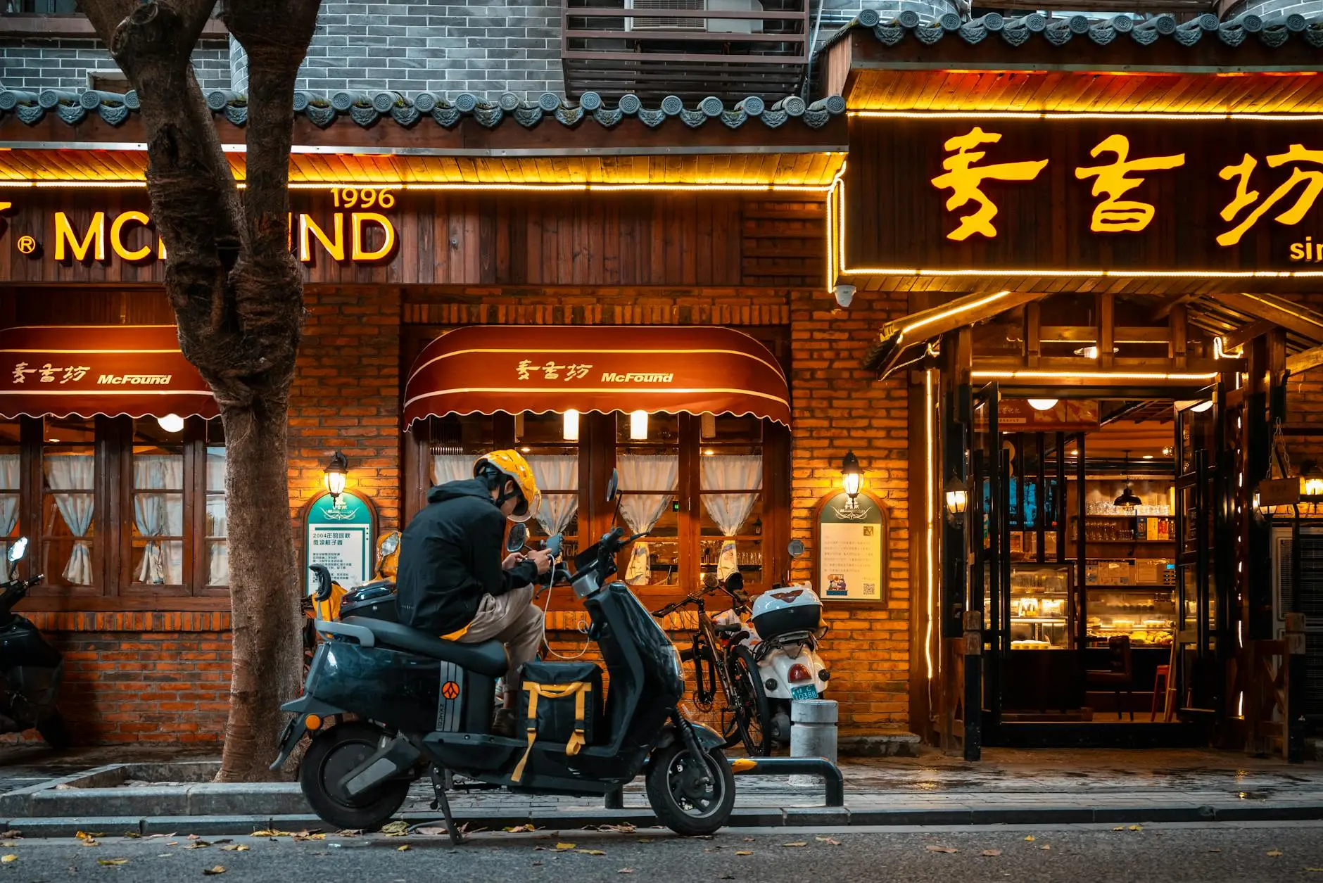 马云现在在阿里巴巴到底还持有多少股份？