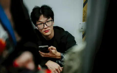 阿里巴巴创始人马云的官方微博账号是什么？