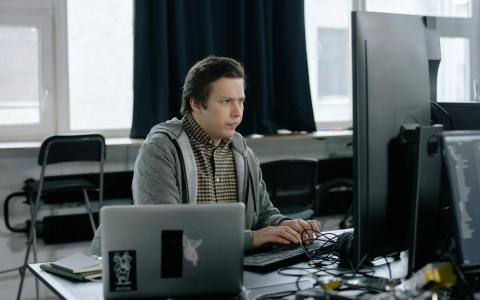 做阿里云怎么接单赚钱？新手也能快速上手的实战方法