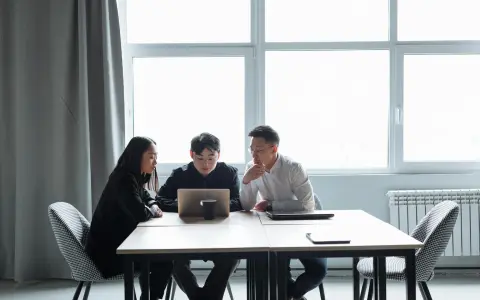 王芳为何频频提及阿里云，背后藏着什么原因？