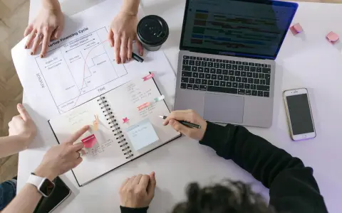 为什么越来越多企业选择做阿里云公司布局数字化转型？