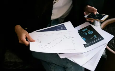 阿里云战略重构与AI云化竞速下的增长逻辑解析
