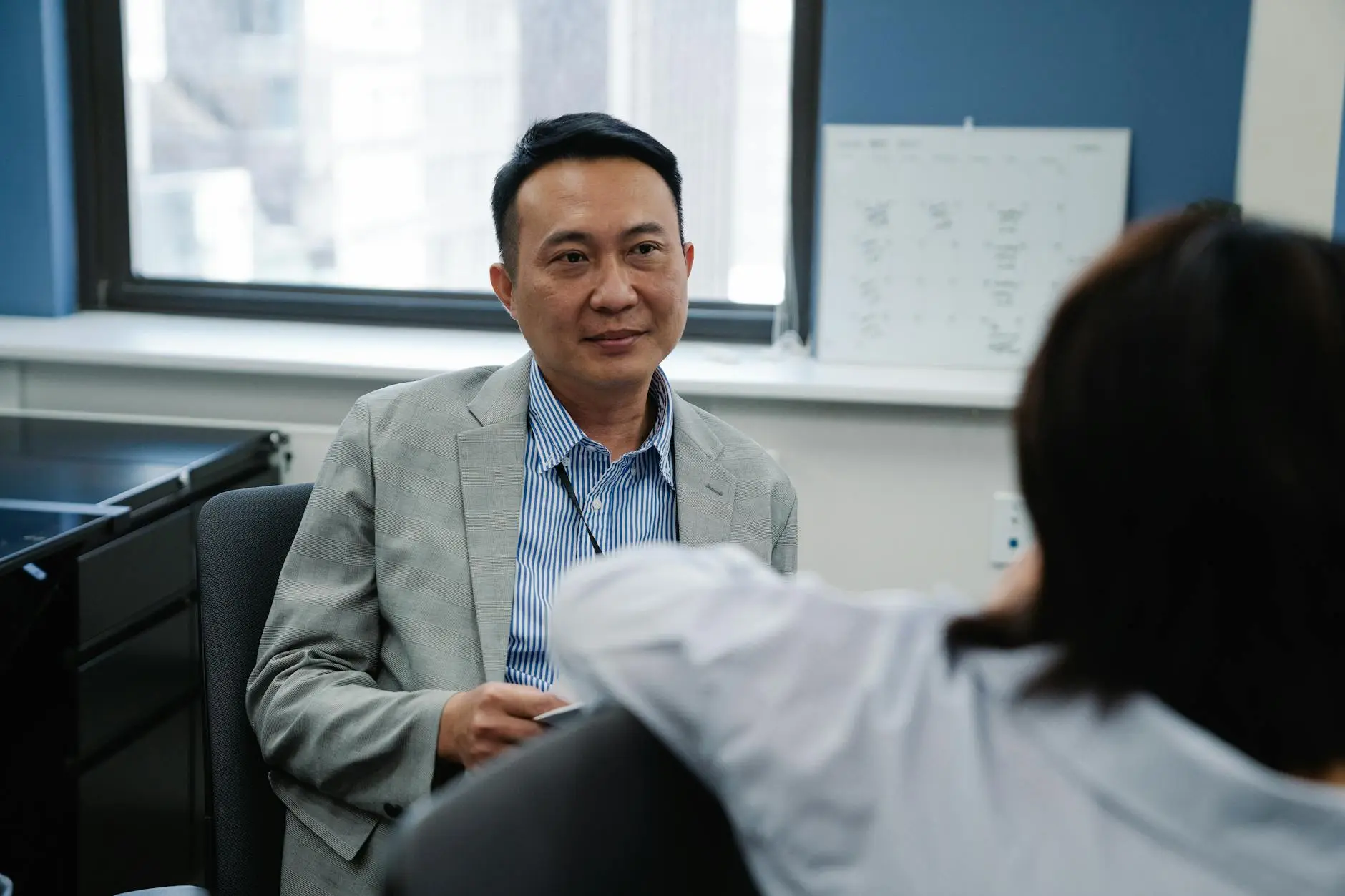 阿里巴巴集团马云：从教师到商业传奇，他凭什么改变时代？