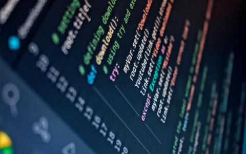 阿里云虚拟主机部署Python应用的能力边界与实战路径