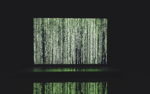 阿里云备案中心电话实测：一通打通，问题解决效率超预期