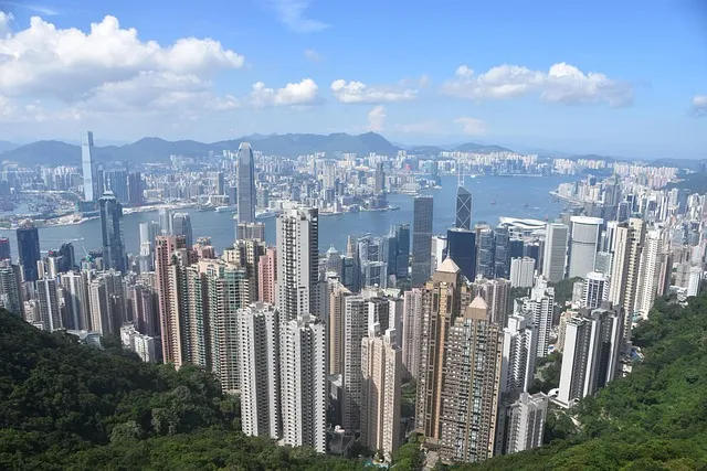 腾讯云香港2h2g值不值得买?配置解析与实战选型指南
