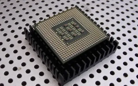 云挂机服务器真的比本地电脑挂机更划算吗？