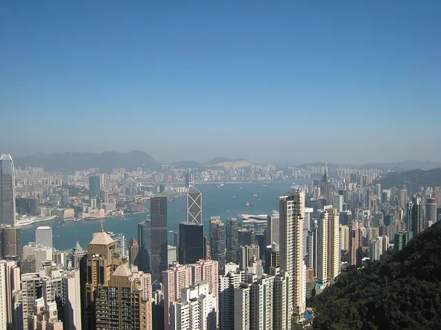 腾讯云服务器香港:跨境业务部署的最佳实践指南