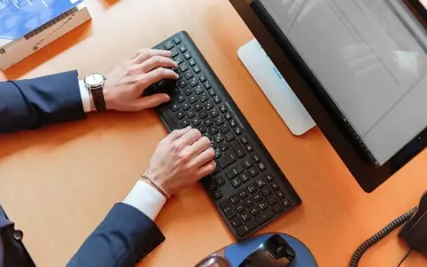 如何高效查看云服务器带宽并判断是否够用