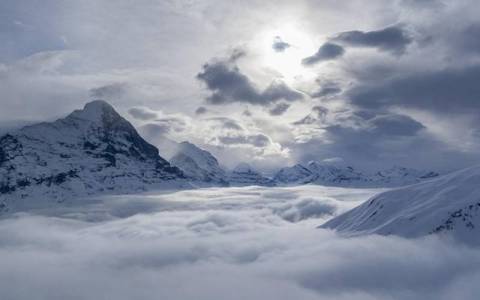 如何登陆企业云服务器：从入门到安全运维的实用指南