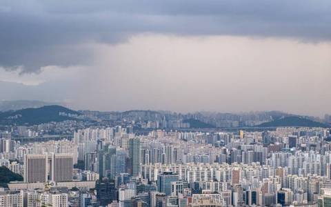 华望云服务器端的架构价值、部署逻辑与实战优化路径