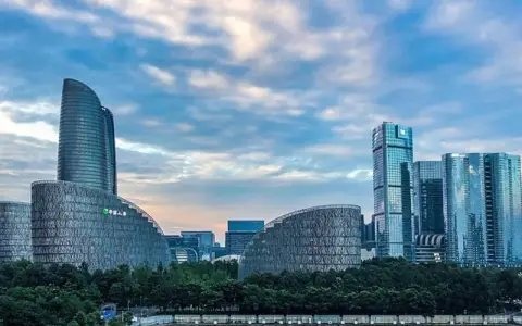 云服务器有什么功能？一篇讲透企业与个人的核心用途